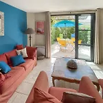 2 Bedroom Awesome In Stlaurent-de-la-cabr Casa vacanze Saint-Laurent-de-la-Cabrerisse