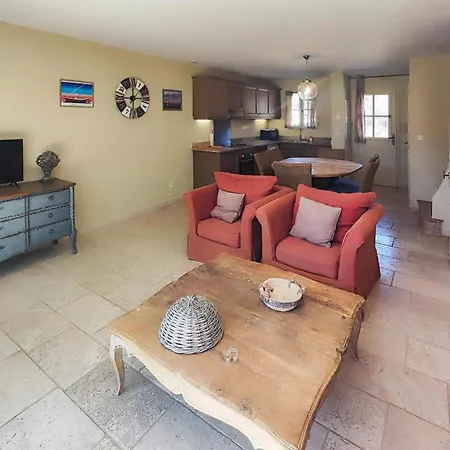 Casa vacanze 2 Bedroom Stunning In Stlaurent-de-la-cabr Saint-Laurent-de-la-Cabrerisse