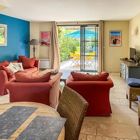 2 Bedroom Awesome In Stlaurent-de-la-cabr Casa vacanze Saint-Laurent-de-la-Cabrerisse