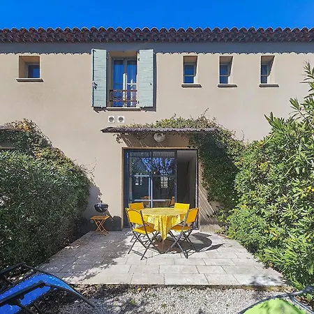Holiday home Beautiful In